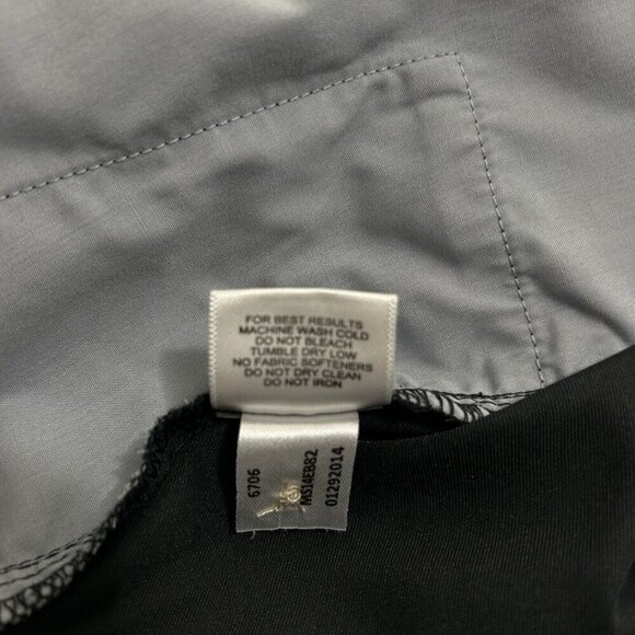 Peter Millar Shorts Black Performance Golf Wicking Pockets Outdoor Mens Size 36 - Picture 6 of 6